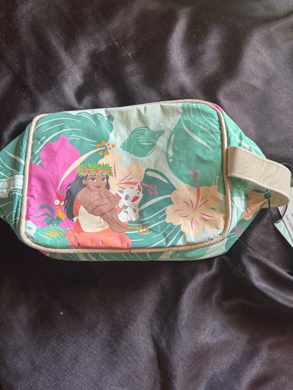 Aloha Collection Limited Edition Moana Git Kit - Brand New with Tags
